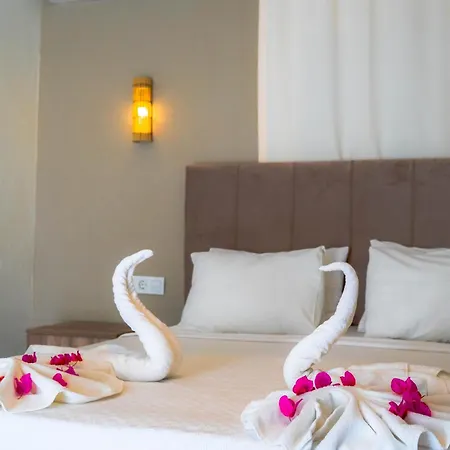 7 Soeguet Hotel Marmaris